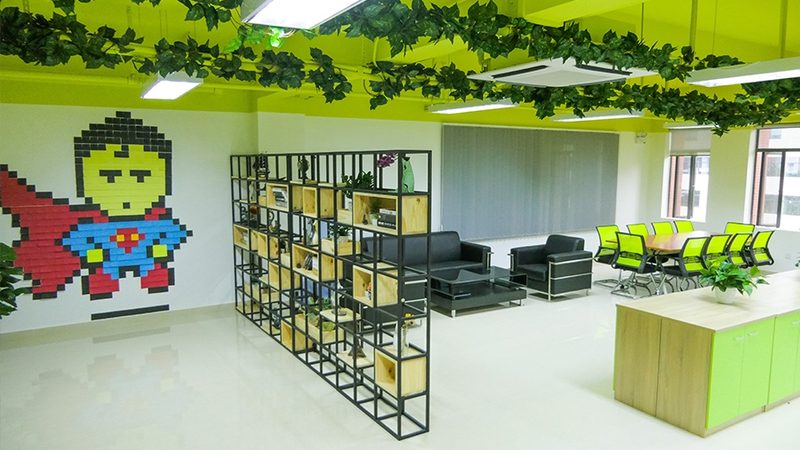 青少年户外拓展活动策划：关键要素与实施步骤**